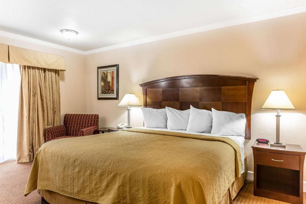 Quality Inn near Hearst Castle Image 14